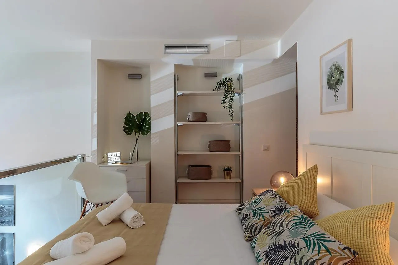 דירות ברצלונה Modern And Trendy Duplex Next To Paseo De Gracia