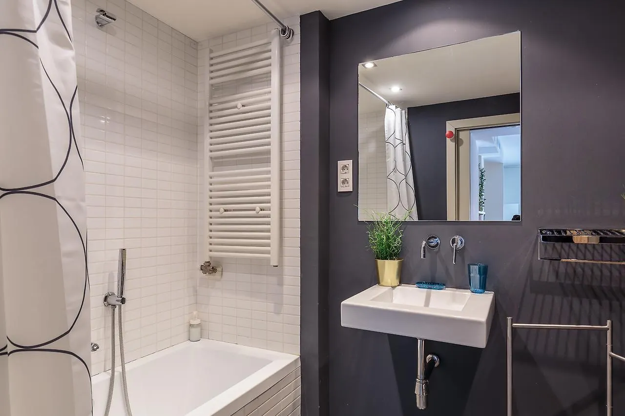 Modern And Trendy Duplex Next To Paseo De Gracia Apartment Barcelona
